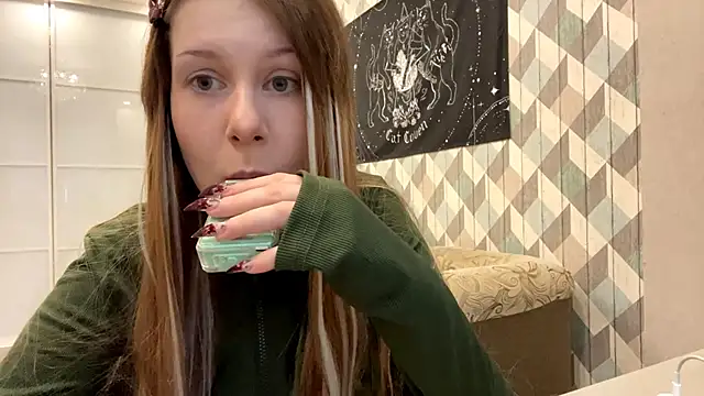 RebelKitsune online show from November 3, 2025, 5:23 am