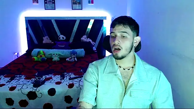 Snapshot of Sebasxxl12 chatting on June 19, 2026, 3:23 am Sebasxxl12 online show from June 19, 2026, 3:23 am