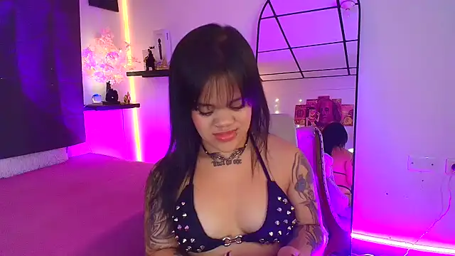 Sussyroxxx online show from July 25, 2026, 5:37 am