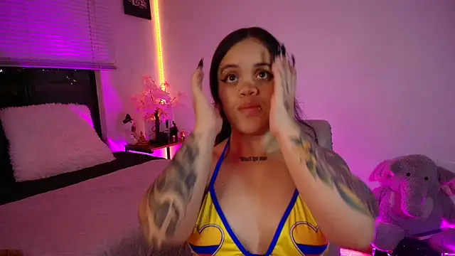 Sussyroxxx online show from June 18, 2026, 5:50 am