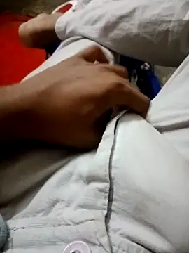 Snapshot of Onlysingles chatting on October 5, 2025, 6:42 pm Onlysingles online show from October 5, 2025, 6:42 pm