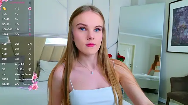 Lili Lohan online show from November 22, 2025, 5:01 pm