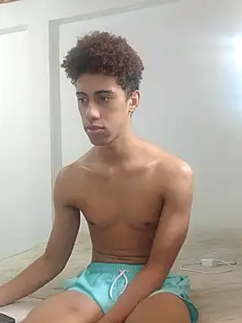 Snapshot of The_boy_good chatting on October 19, 2025, 6:54 pm The boy good online show from October 19, 2025, 6:54 pm