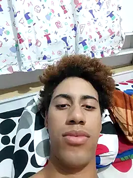 Snapshot of The_boy_good chatting on February 13, 2026, 5:35 pm The boy good online show from February 13, 2026, 5:35 pm