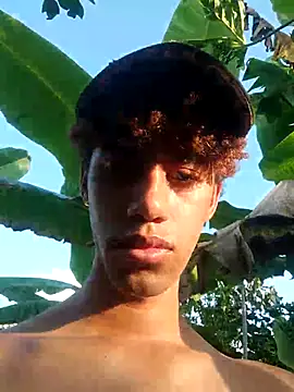 Snapshot of The_boy_good chatting on February 21, 2026, 10:01 pm The boy good online show from February 21, 2026, 10:01 pm