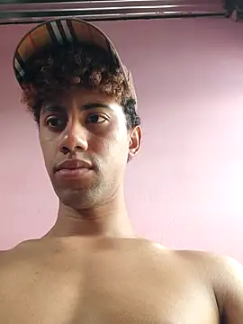 Snapshot of The_boy_good chatting on February 9, 2026, 5:55 pm The boy good online show from February 9, 2026, 5:55 pm