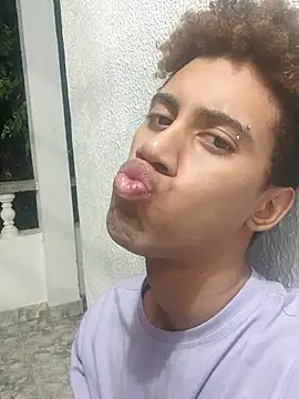 Snapshot of The_boy_good chatting on October 8, 2025, 7:21 am The boy good online show from October 8, 2025, 7:21 am