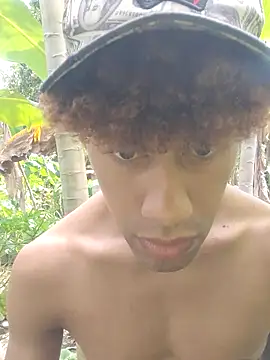 Snapshot of The_boy_good chatting on February 20, 2026, 6:32 pm The boy good online show from February 20, 2026, 6:32 pm