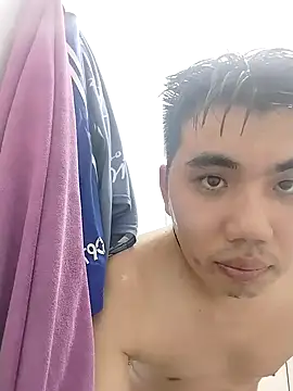 Snapshot of henry9933 chatting on October 31, 2025, 11:51 am henry9933 online show from October 31, 2025, 11:51 am