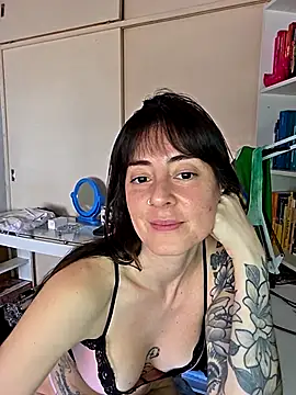 dandanbarr online show from October 31, 2025, 4:03 pm