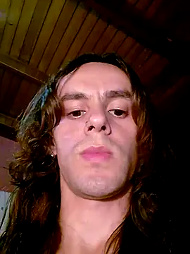 Snapshot of monroedelrey chatting on December 17, 2025, 1:10 am monroedelrey online show from December 17, 2025, 1:10 am