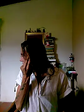 Snapshot of monroedelrey chatting on January 9, 2026, 7:32 pm monroedelrey online show from January 9, 2026, 7:32 pm