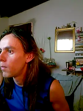 Snapshot of monroedelrey chatting on January 12, 2026, 5:31 pm monroedelrey online show from January 12, 2026, 5:31 pm