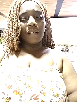 Snapshot of Alaya-15 chatting on November 30, 2025, 2:01 am Alaya-15 online show from November 30, 2025, 2:01 am