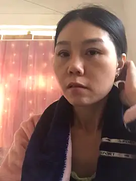 kaiu666 online show from December 1, 2025, 5:19 am