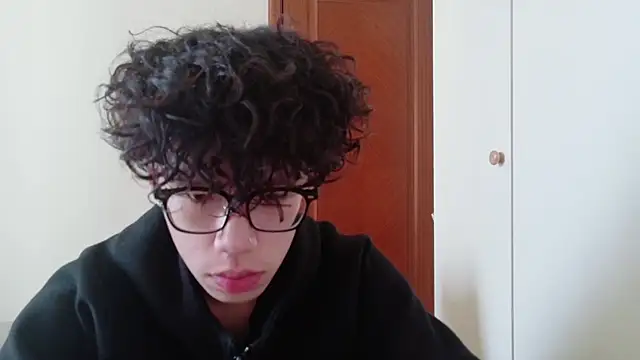 hangzi-0011 online show from October 23, 2025, 4:55 am