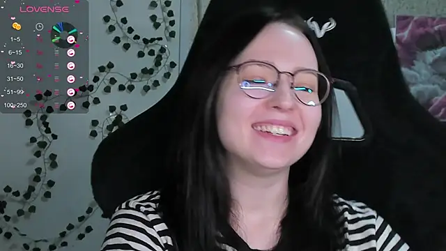 Snapshot of power_robynn chatting on February 26, 2026, 3:23 pm power robynn online show from February 26, 2026, 3:23 pm