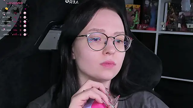 power robynn online show from November 1, 2025, 1:12 am