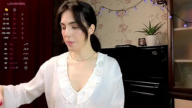 di moon online show from October 12, 2025, 2:29 pm