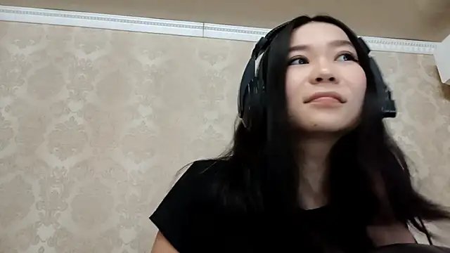 YukiShaapan online show from October 15, 2025, 10:12 am