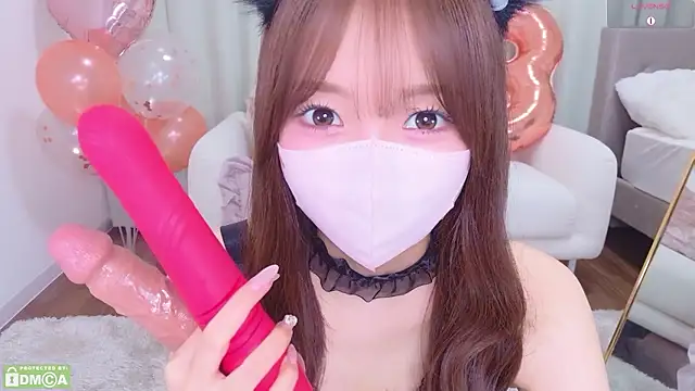 Seira  nn online show from May 28, 2026, 1:17 pm
