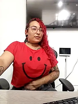 rojita-rojita online show from October 5, 2025, 1:57 pm