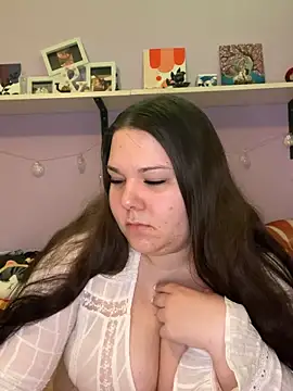 Snapshot of Flora66666 chatting on March 20, 2026, 12:00 am Flora66666 online show from March 20, 2026, 12:00 am