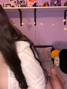 Snapshot of Flora66666 chatting on February 16, 2026, 1:04 am Flora66666 online show from February 16, 2026, 1:04 am