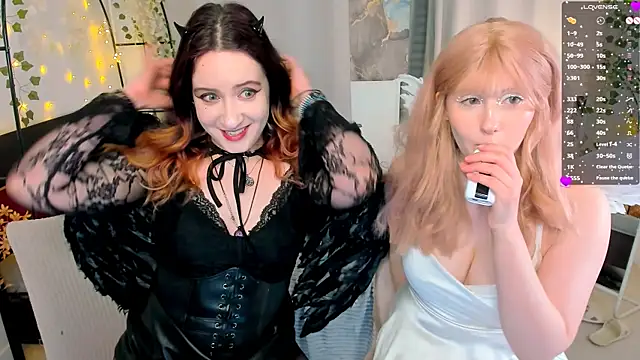 DelilahTaylor online show from April 10, 2026, 10:28 pm