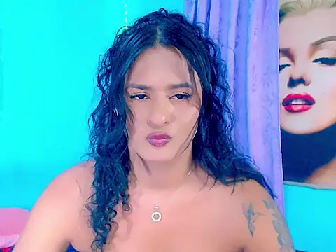 Snapshot of horny_val_ chatting on February 27, 2026, 3:40 am horny val online show from February 27, 2026, 3:40 am