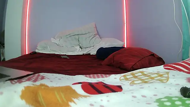 ThiagoDeseo online show from February 12, 2026, 2:44 am