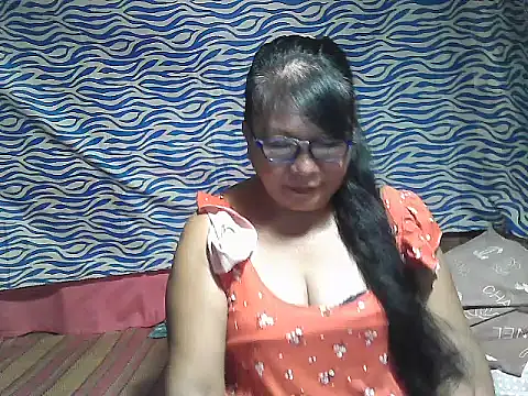 joy cute online show from October 16, 2025, 12:52 am