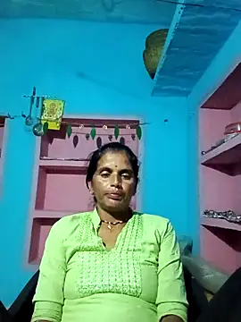 Snapshot of Mohni_cute chatting on October 19, 2025, 12:41 pm Mohni cute online show from October 19, 2025, 12:41 pm