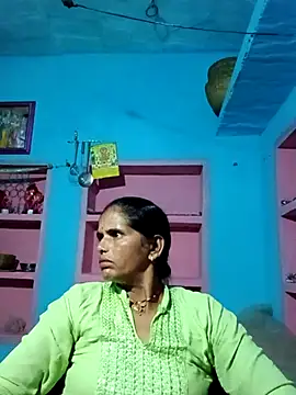 Snapshot of Mohni_cute chatting on October 16, 2025, 2:03 pm Mohni cute online show from October 16, 2025, 2:03 pm
