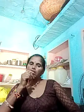 Snapshot of Mohni_cute chatting on October 8, 2025, 6:26 am Mohni cute online show from October 8, 2025, 6:26 am