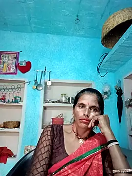 Snapshot of Mohni_cute chatting on October 3, 2025, 11:12 am Mohni cute online show from October 3, 2025, 11:12 am