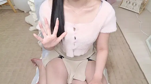 Snapshot of MAYU_cha chatting on January 15, 2026, 11:24 am MAYU cha online show from January 15, 2026, 11:24 am