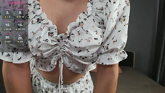 KaiChicken online show from February 19, 2026, 8:00 am