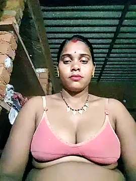 Katrina kaif143 online show from February 18, 2026, 3:08 pm