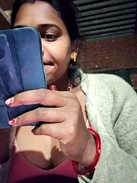 Katrina kaif143 online show from January 7, 2026, 9:53 pm