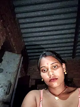 Katrina kaif143 online show from October 3, 2025, 4:52 pm