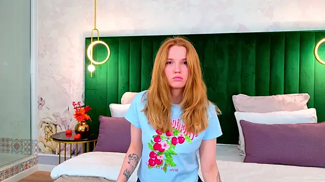 MelissaLiss online show from October 11, 2025, 3:02 pm