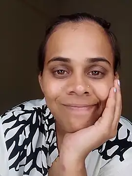 Snapshot of Naughtysilk chatting on October 28, 2025, 8:30 pm Naughtysilk online show from October 28, 2025, 8:30 pm