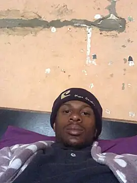 Snapshot of Awelarn chatting on October 18, 2025, 5:53 am Awelarn online show from October 18, 2025, 5:53 am