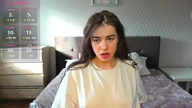 ShellyMoon  online show from October 18, 2025, 12:51 pm