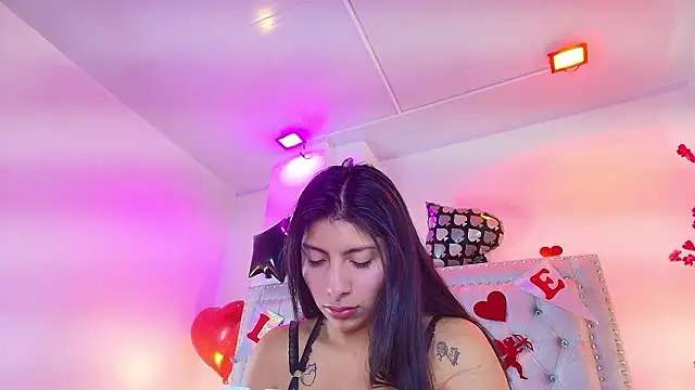 Snapshot of Gabriela_milani chatting on February 19, 2026, 11:51 am Gabriela milani online show from February 19, 2026, 11:51 am