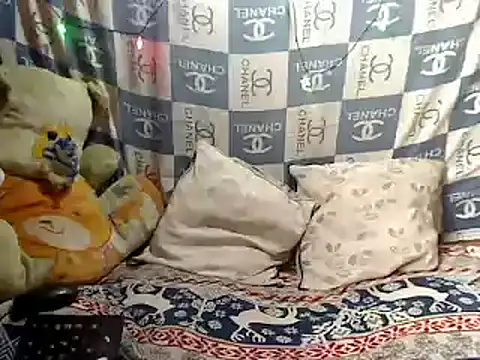Snapshot of RoseNaya chatting on April 16, 2026, 5:08 am RoseNaya online show from April 16, 2026, 5:08 am