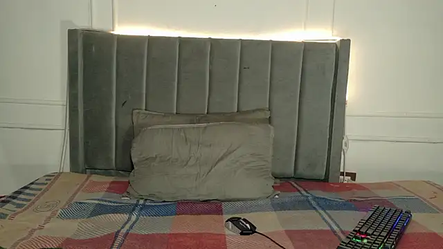 Snapshot of luxuryheaven_8 chatting on February 10, 2026, 9:25 pm luxuryheaven 8 online show from February 10, 2026, 9:25 pm