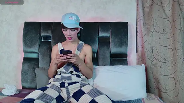 Snapshot of luxuryheaven_8 chatting on October 1, 2025, 7:51 pm luxuryheaven 8 online show from October 1, 2025, 7:51 pm