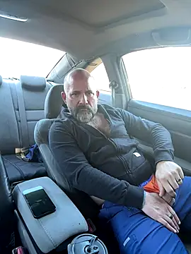 fuckadilf online show from December 3, 2025, 5:12 pm